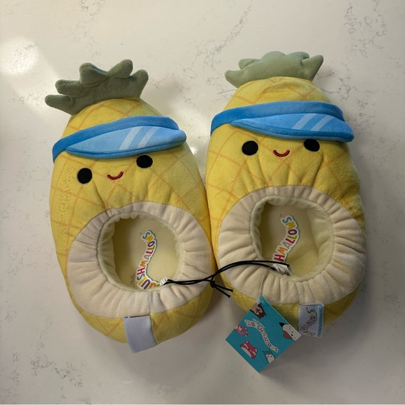 Squishmallows Shoes - Squishmallows Women’s Maui the Pineapple Indoor Step-in Slipper, Women’s 7-8